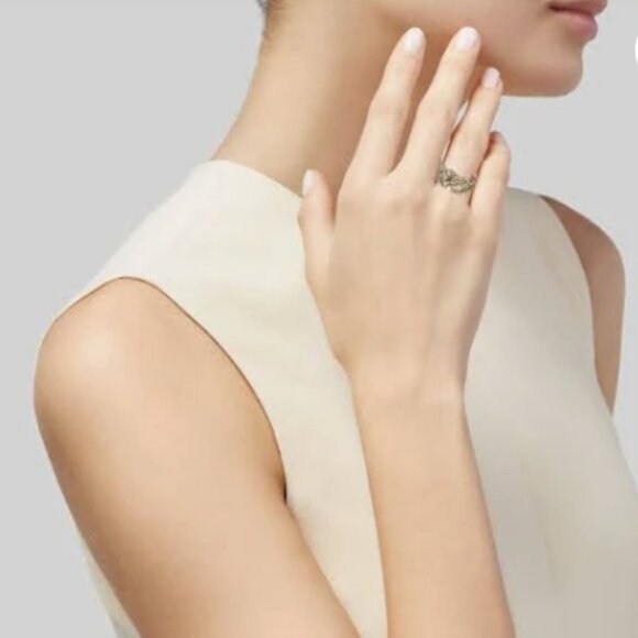 H.Stern ring “Nature” Gold Ring with brilliant cut diamonds, Size 6 $3000 - Picture 1 of 7